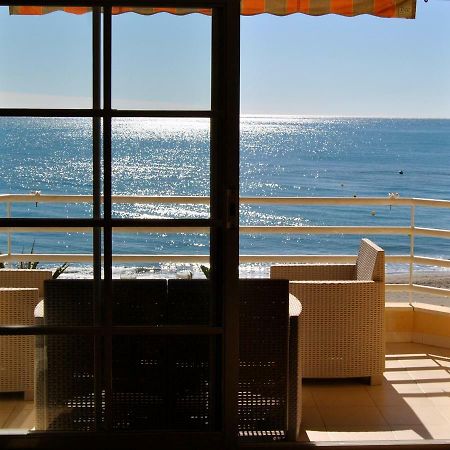 Apartamento Frente Al Mar,Primera Linea De Playa Rincón de la Victoria Dış mekan fotoğraf