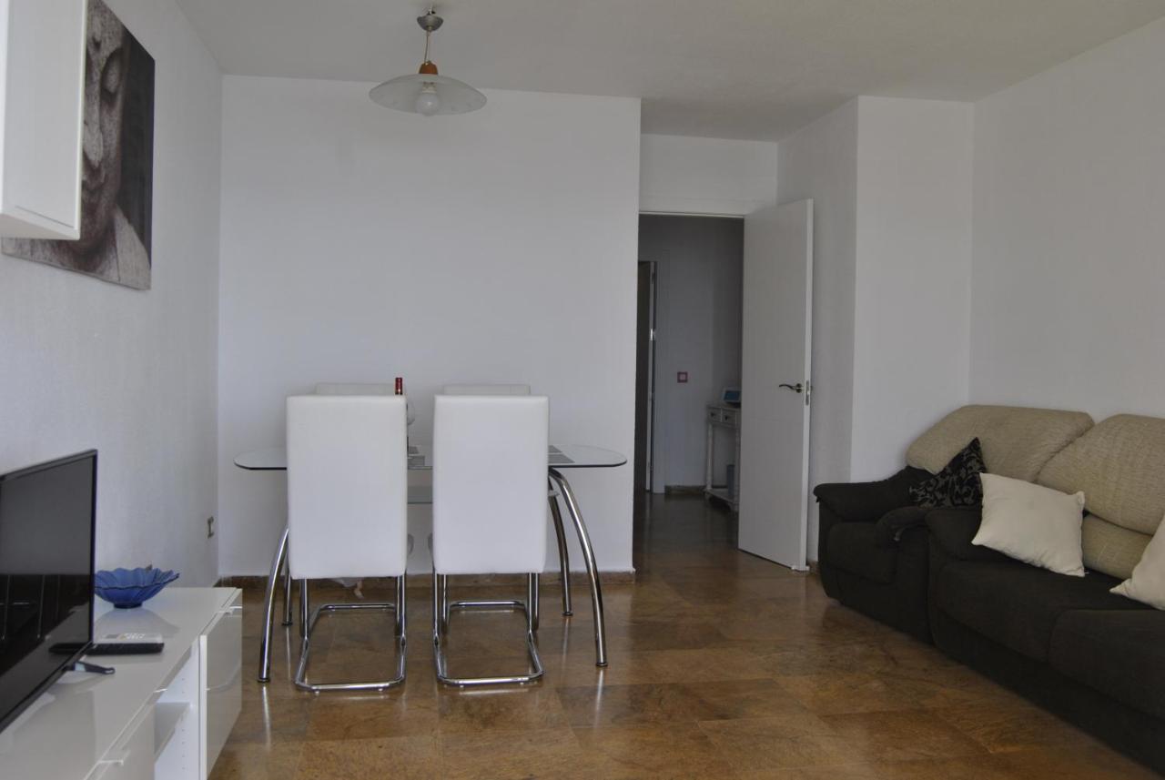 Apartamento Frente Al Mar,Primera Linea De Playa Rincón de la Victoria Dış mekan fotoğraf