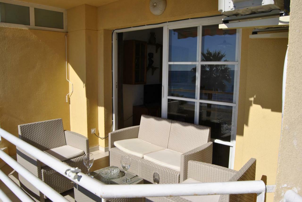 Apartamento Frente Al Mar,Primera Linea De Playa Rincón de la Victoria Dış mekan fotoğraf