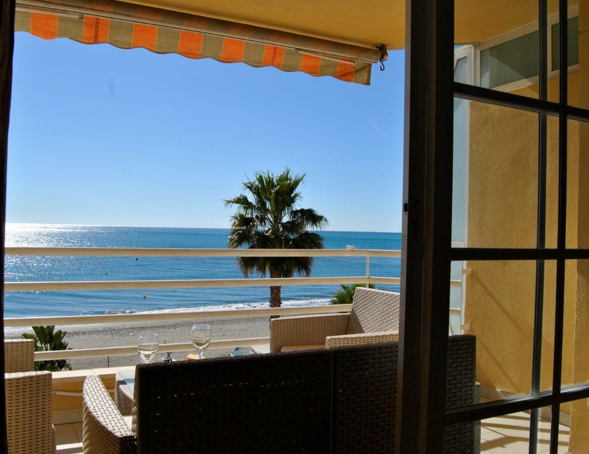 Apartamento Frente Al Mar,Primera Linea De Playa Rincón de la Victoria Dış mekan fotoğraf
