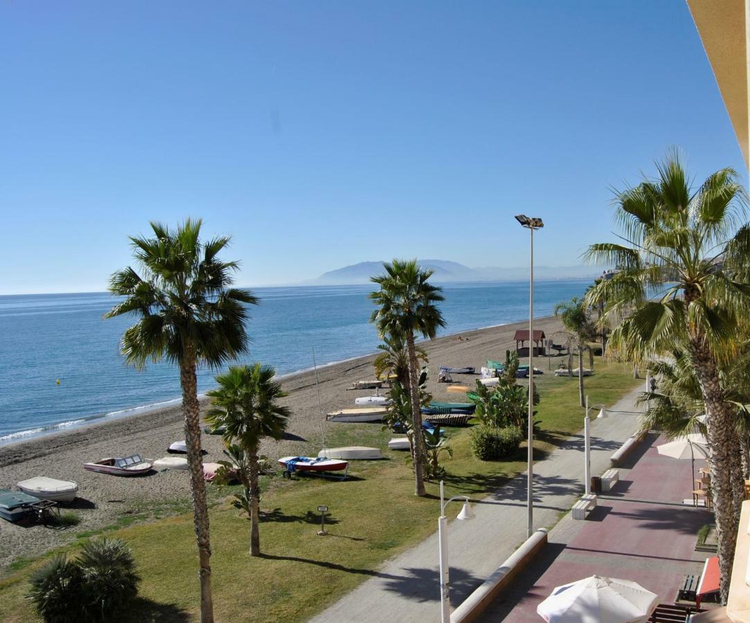 Apartamento Frente Al Mar,Primera Linea De Playa Rincón de la Victoria Dış mekan fotoğraf