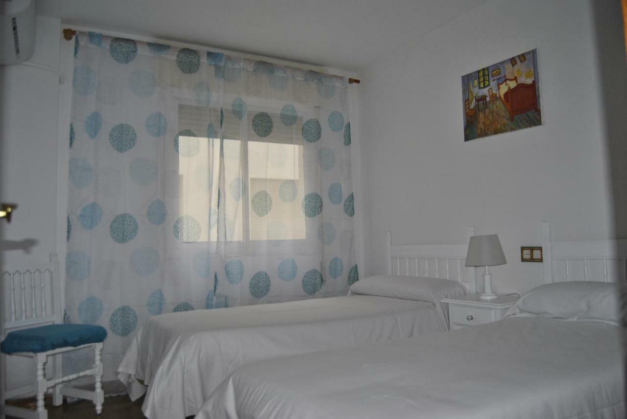 Apartamento Frente Al Mar,Primera Linea De Playa Rincón de la Victoria Dış mekan fotoğraf